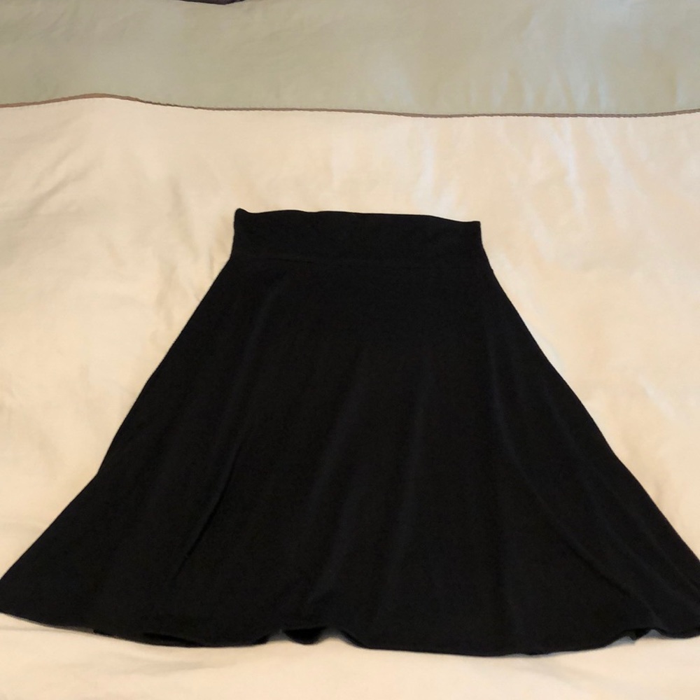 🖤Black LuLaRoe Azure Skirt🖤